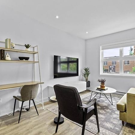 Stylish 2 Bedroom Haven By Jean Talon Market モントリオール エクステリア 写真